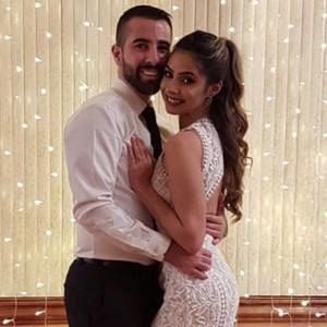 Meet your Posher, Avigail